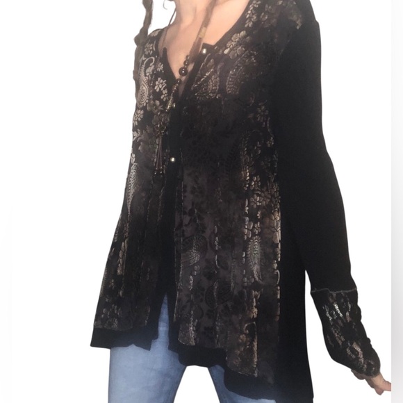 Surrealist Made in USA Sz Sm (2) Whimsigoth Velvet Burnout Lace Tunic Top Black - Picture 1 of 7